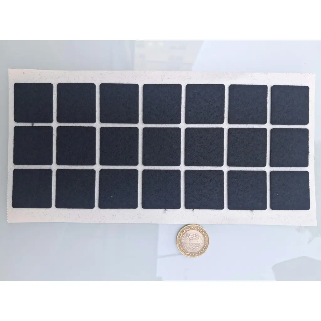 Keçe 90738 HRD 4 Paket 30mm Siyah Masa Sandalye Koltuk Baza Ayak Çizdirmez Yapışkanlı