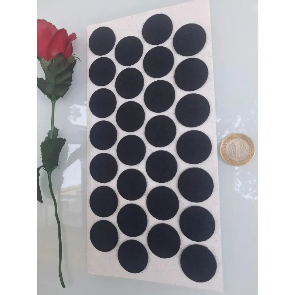 Keçe 90741 HRD 4 Paket 28 mm Siyah Masa Sandalye Koltuk Baza Ayak Çizdirmez Yapışkanlı
