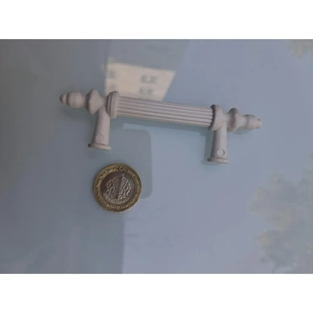 Kulp Beyaz 64 mm 90760 Yuvarlak 8 Adet Sert Plastik Mobilya Çekmece Dolap Kulpları