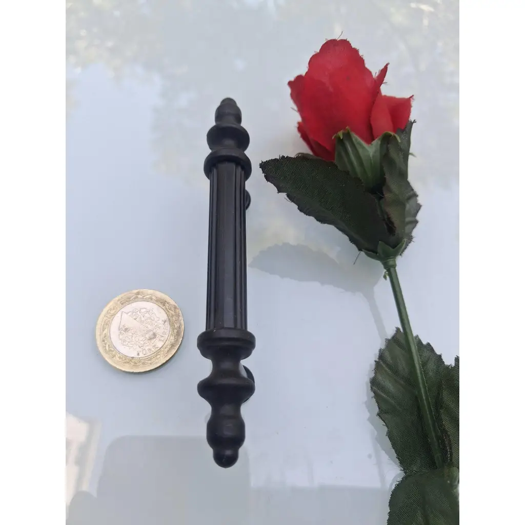 Kulp Siyah 64 mm 90761 Yuvarlak 8 Adet Sert Plastik Mobilya Çekmece Dolap Kulpları