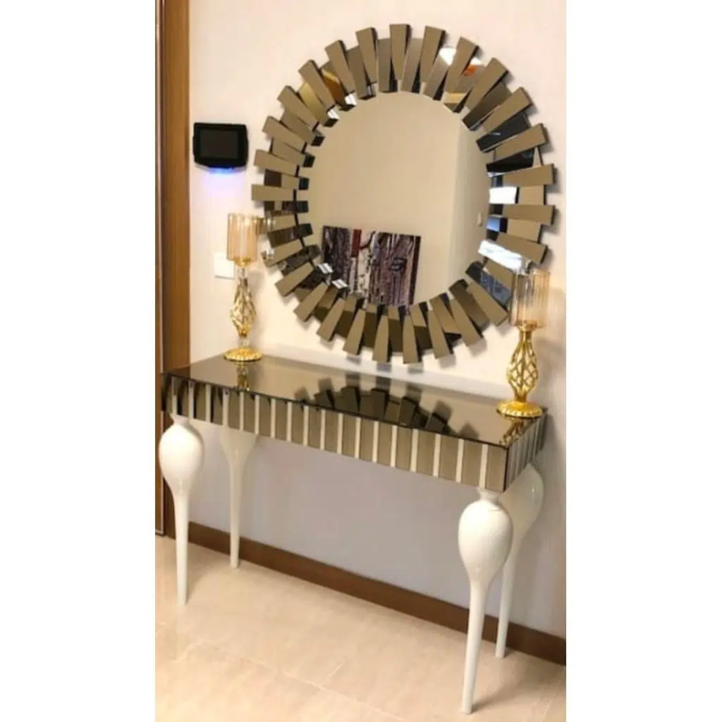 Dresuar ST 18113 GÜNEŞ Model Parlak bronz cam ayna kaplı Kayın tombul ayak beyaz